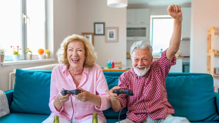 Gaming for the Elderly: Choosing the Best Video Games for Seniors