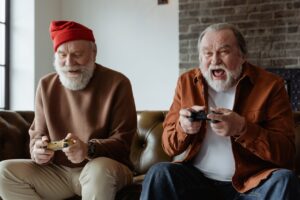 Read more about the article Staying Sharp: The Best Electronic Games for Seniors and Tips for Choosing the Perfect Game